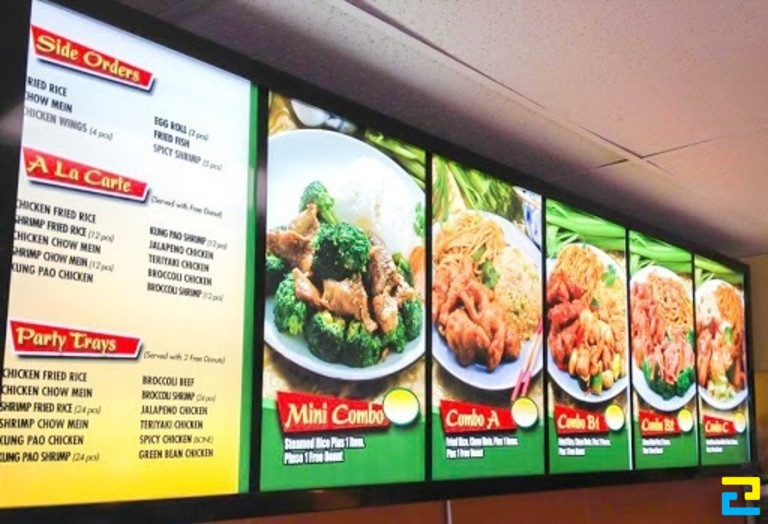 Mẫu bảng hiệu nhỏ với các mẫu món ăn và bảng menu đang được áp dụng tại nhà hàng