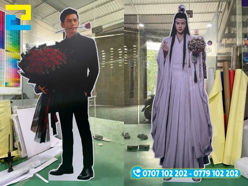 In v decal sữa cán formex làm standee hình người bền, đẹp