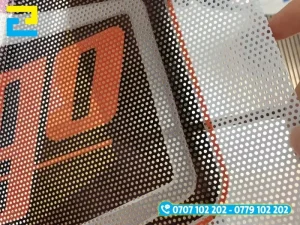 In UV decal lưới dễ dán và tháo gỡ mà không cần kỹ thuật phức tạp
