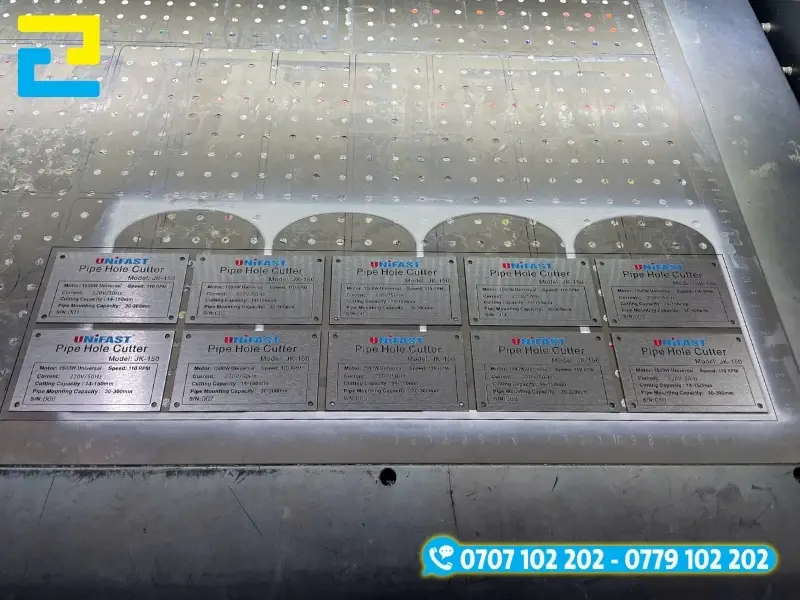 In Ấn 2H là địa chỉ in UV lên inox, mica, alu,... giá rẻ, chuyên nghiệp