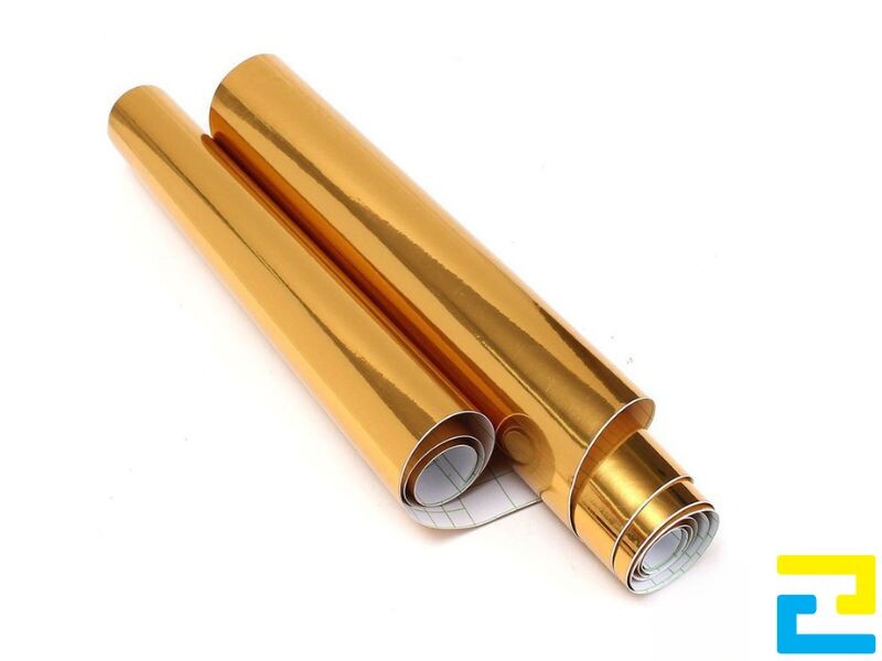 Decal nhũ vàng còn được sử dụng để làm những sản phẩm quảng cáo ở ngoài trời