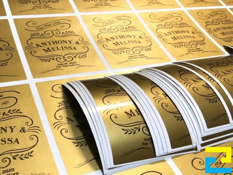 In đề can có ánh nhũ vàng được ứng dụng rộng rãi trong đời sống