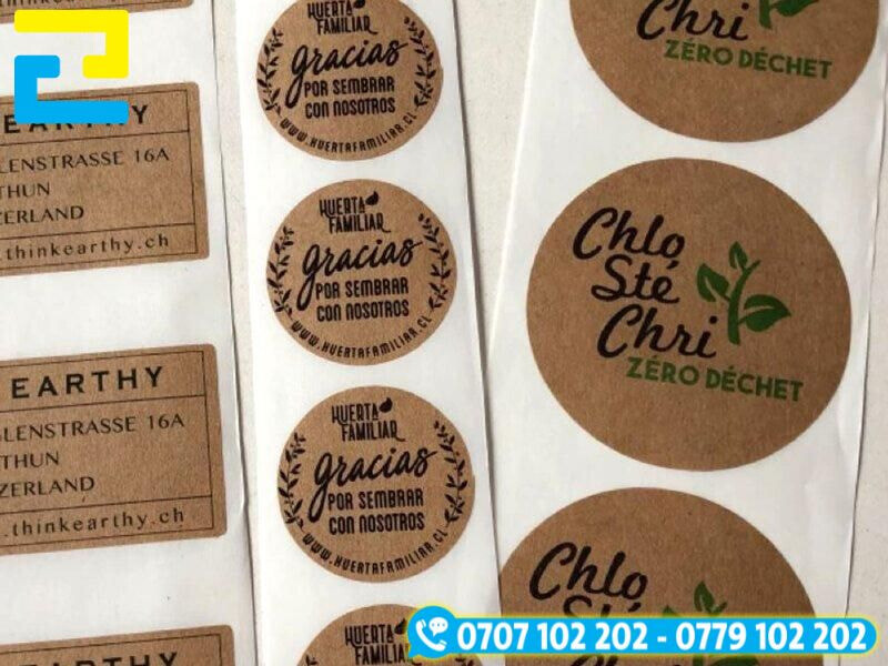 In số lượng lớn decal giấy làm tem nhãn chai, ly uống nước, nhãn thực phẩm