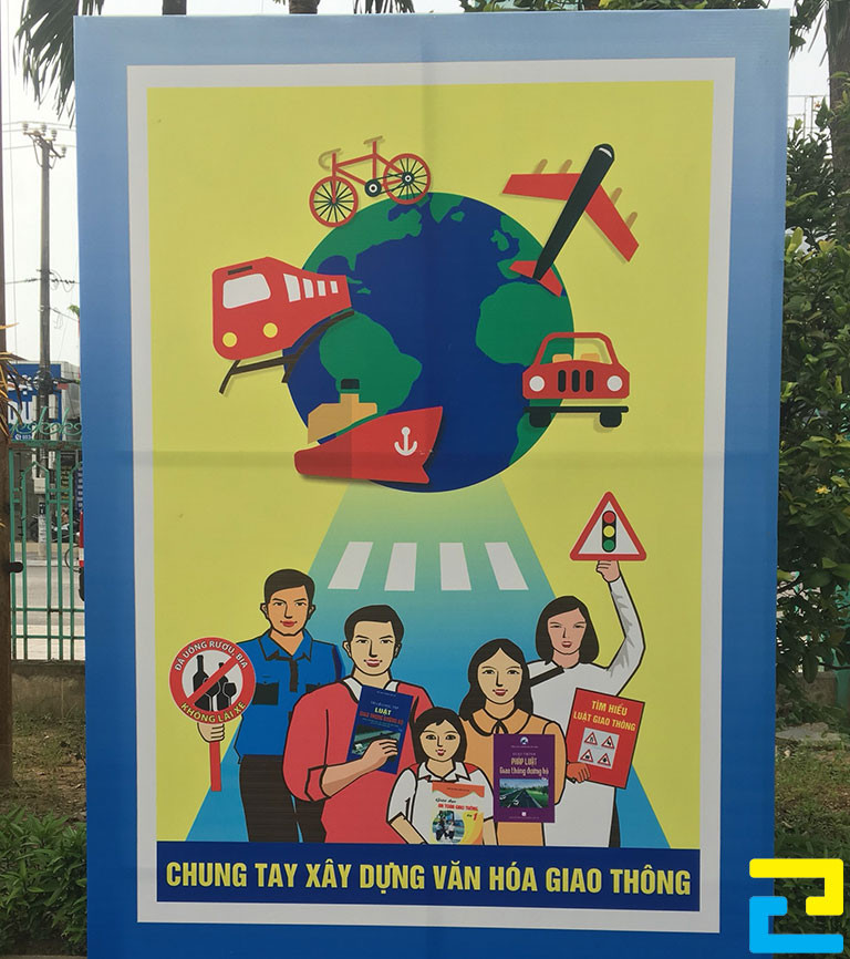 Poster tuyên truyền an toàn giao thông khổ lớn