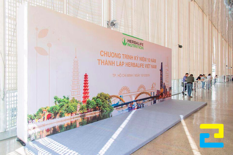 Background bạt căng khung sắt cỡ lỡn, chuyên nghiệp