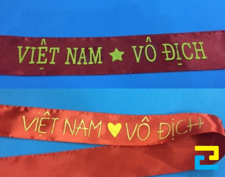 Mẫu băng rôn khẩu hiệu cổ vũ Việt nam tự làm bằng cách dán chữ và thêu chữ