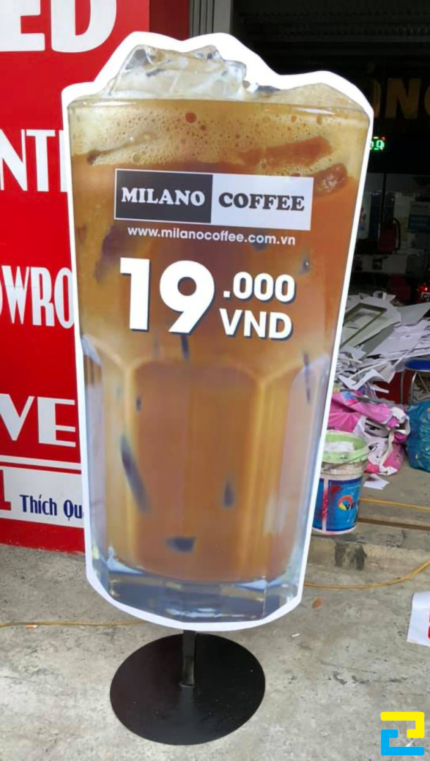 In standee hình ly cà phê cho quán Milano Coffee tại Phường Linh Đông, TP. Thủ Đức
