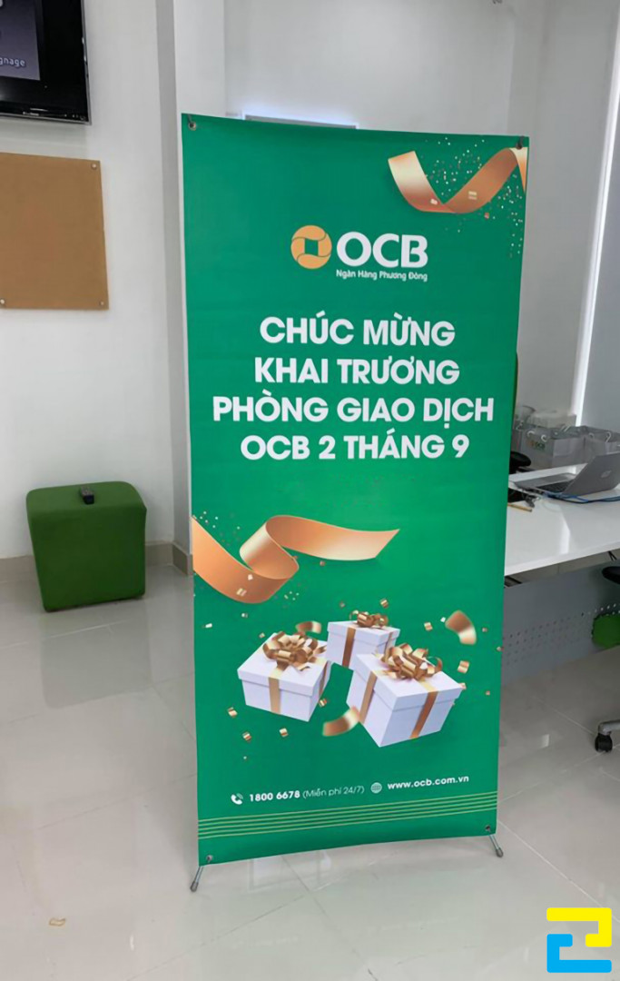 In standee chúc mừng khai trương phòng giao dịch mới của ngân hàng OCB tại Phường Linh Chiểu, TP. Thủ Đức