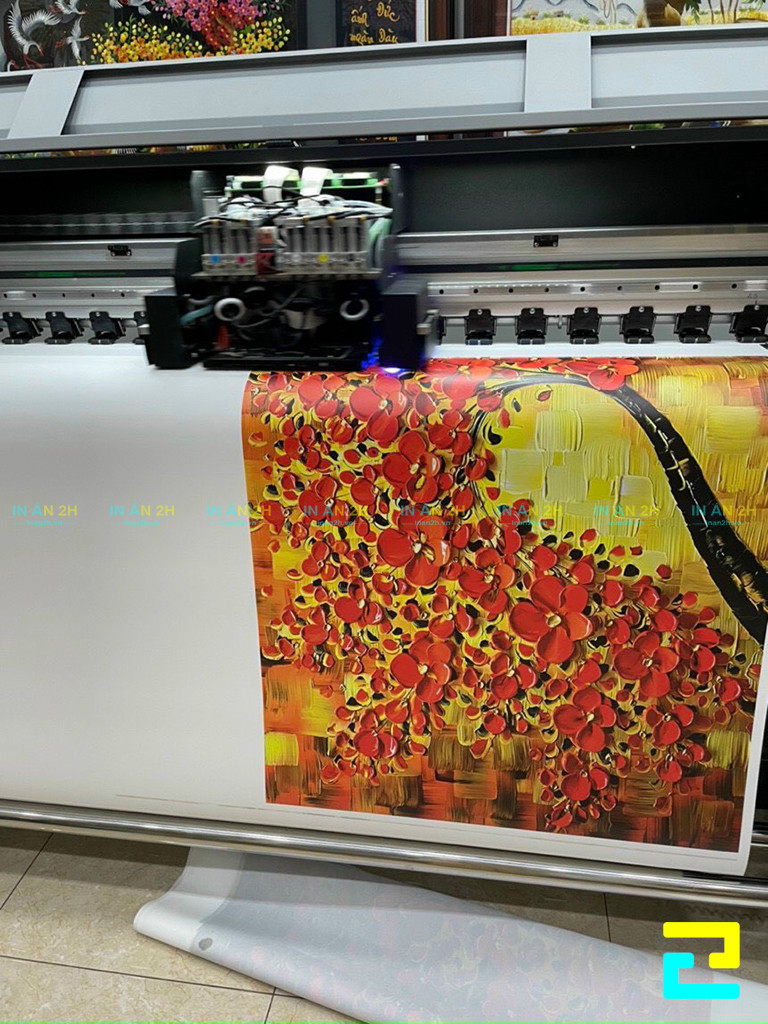 Tranh canvas với màu sắc in rực rỡ được sản xuất bằng máy UV tại xưởng In Ấn Quảng Cáo 2H