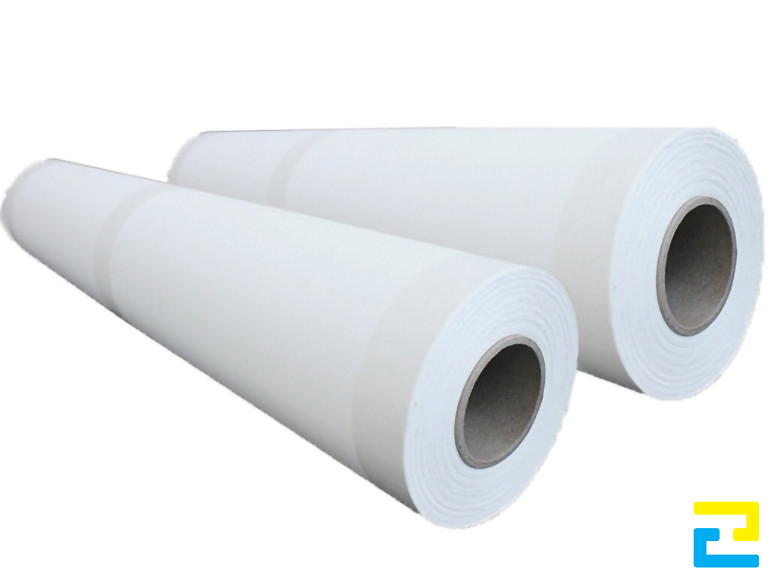 Giấy PP là một loại giấy rất dễ nhận biết bởi chúng có màu trắng đặc trưng, bề mặt giấy có độ mịn và bóng
