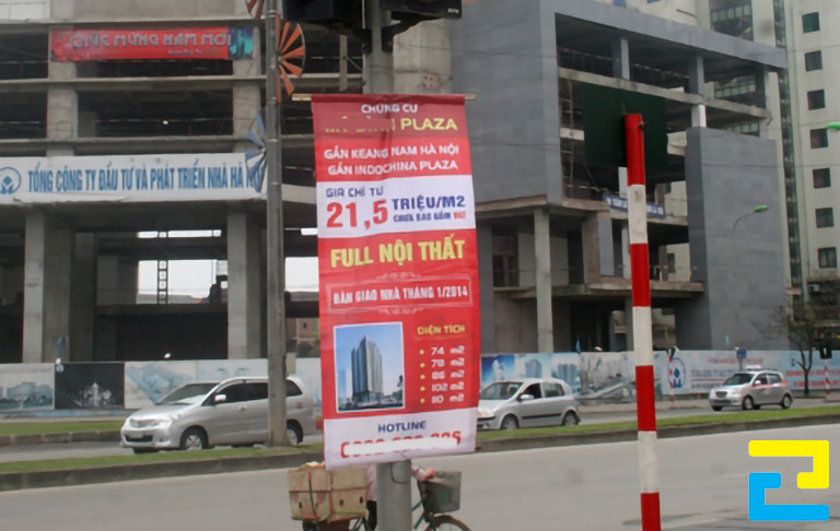 Sản phẩm in bandroll bán bất động sản thường được ứng dụng để treo ở những vị trí như: Cột điện, thân cây, cột đèn,...