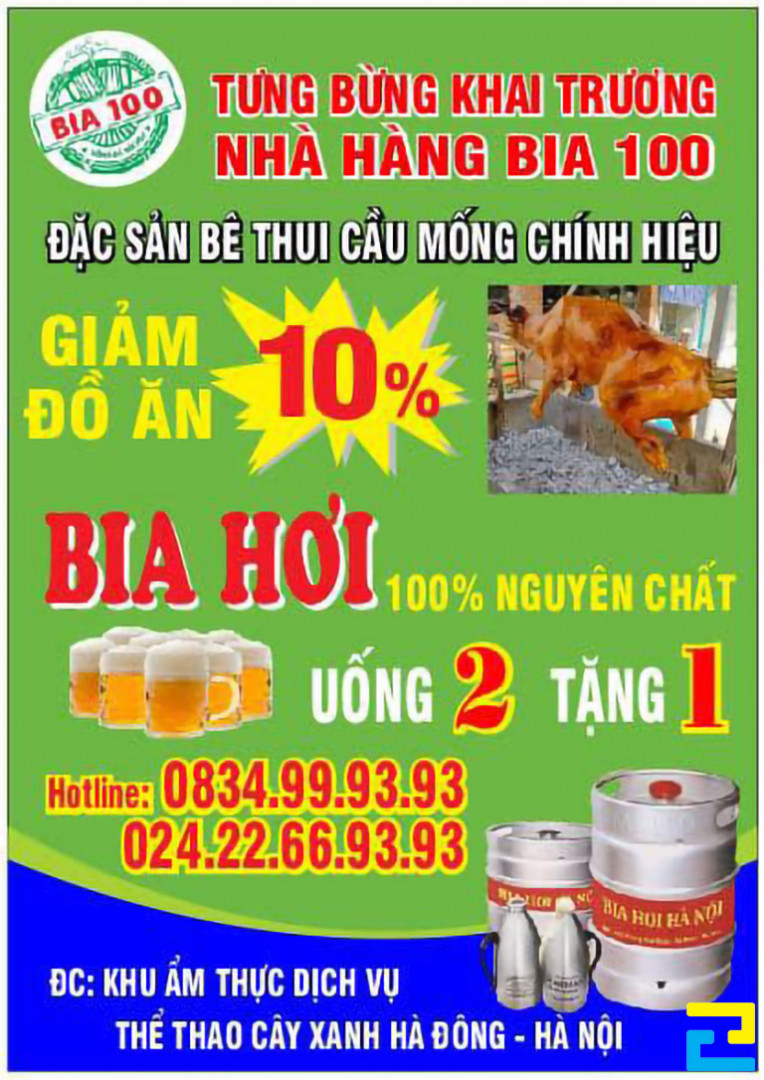 Mẫu 13: Mẫu băng rôn khổ dọc có hình ảnh món ăn, hình ảnh ly bia được thiết kế với bố cục hợp lý, bandroll có tông màu xanh lá cây - xanh dương