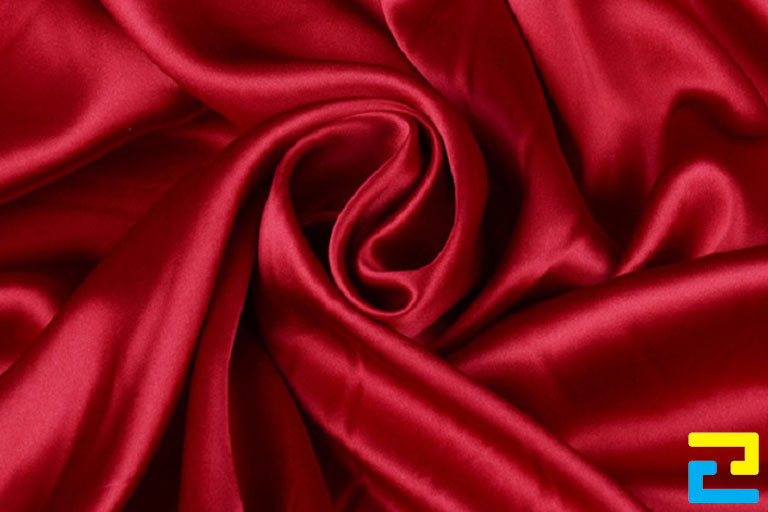 Lựa chọn chất liệu vải silk để sản xuất bandroll ngày Nhà Giáo Việt Nam sẽ giúp quý khách nhận về tay sản phẩm có những văn bản, hình ảnh sắc nét