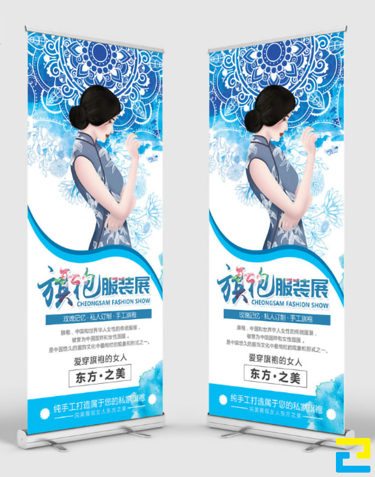 Trên standee thời trang cần có những hình ảnh như: Hình ảnh minh họa cho sản phẩm quần áo, giày dép,... hình ảnh logo của cửa hàng,...