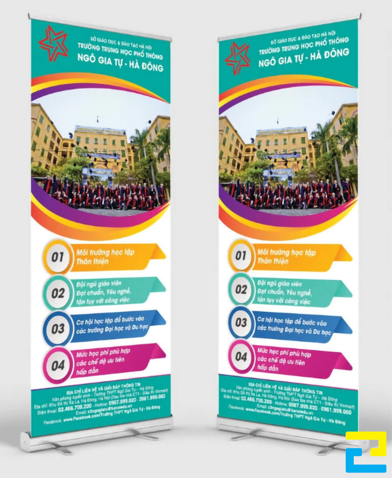 Standee tuyển sinh được sản xuất bằng bạt hiflex, giấy PP hay backlit film đa phần đều dễ dàng để có thể vận chuyển