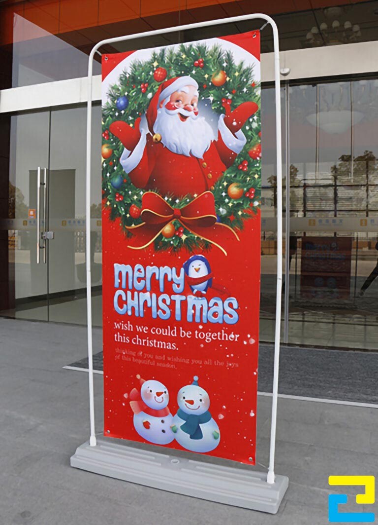 In standee Giáng Sinh cho khách hàng cá nhân tại phường Lái Thiêu, Thuận An, Bình Dương