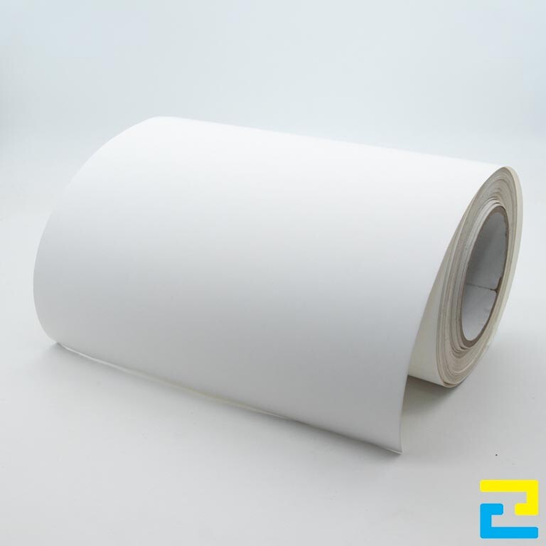 Để standy sản phẩm nội thất in giấy PP có thời gian sử dụng lâu, quý khách nên yêu cầu công ty cán màng cho giấy
