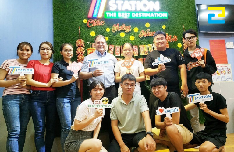 Hình 9: Hashtag chụp hình sinh nhật sếp