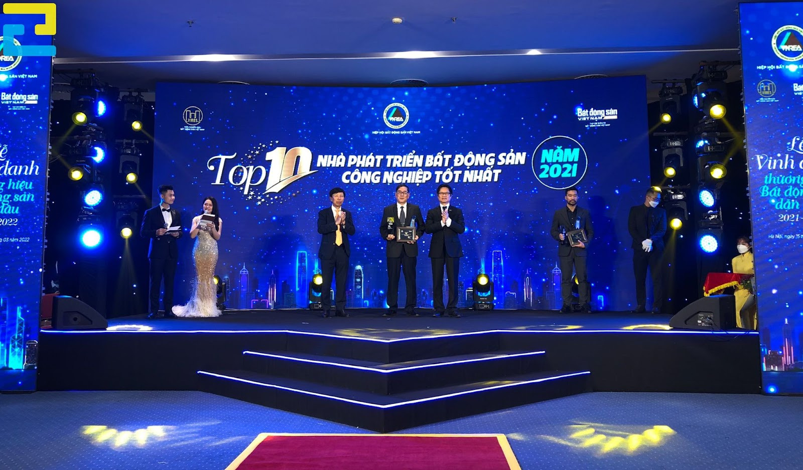 Background, Backdrop Bất động Sản đẹp Sẽ Giúp Khách Hàng Nhớ Lâu Hơn.