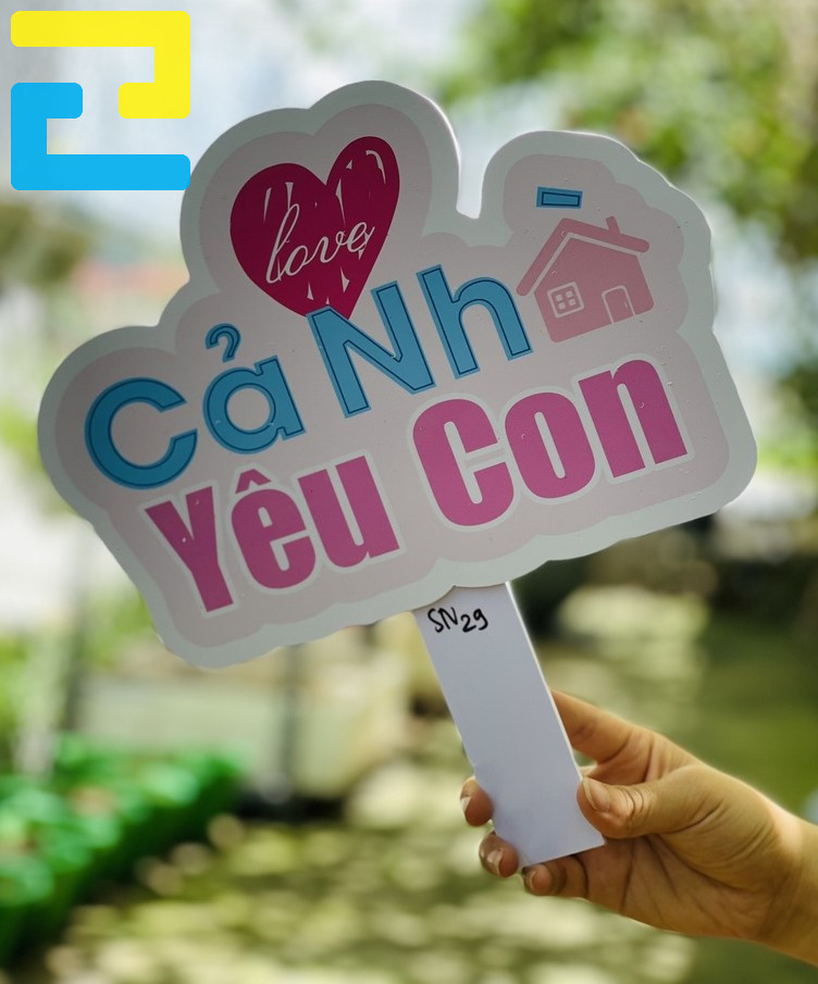 Mẫu Hashtag Cả Nhà Yêu Con đơn Giản Nhưng Vẫn đẹp.