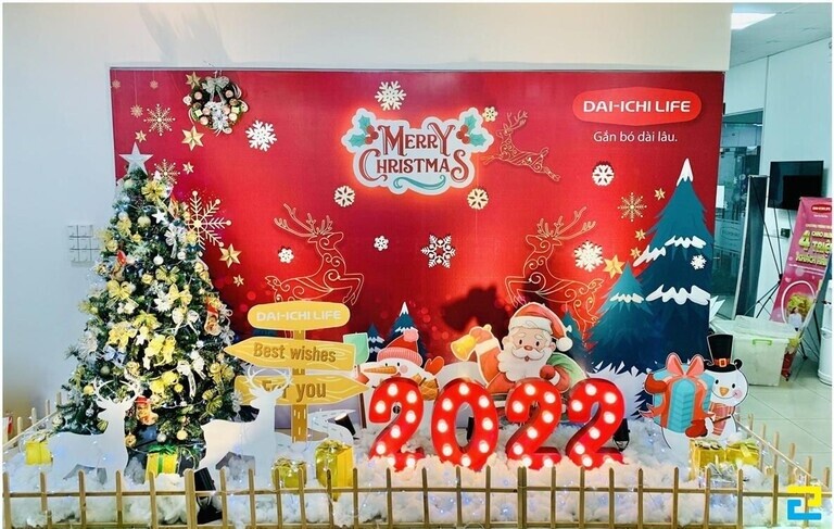 Trang trí văn phòng cùng tiểu cảnh và background ý nghĩa gắn kết nhân viên