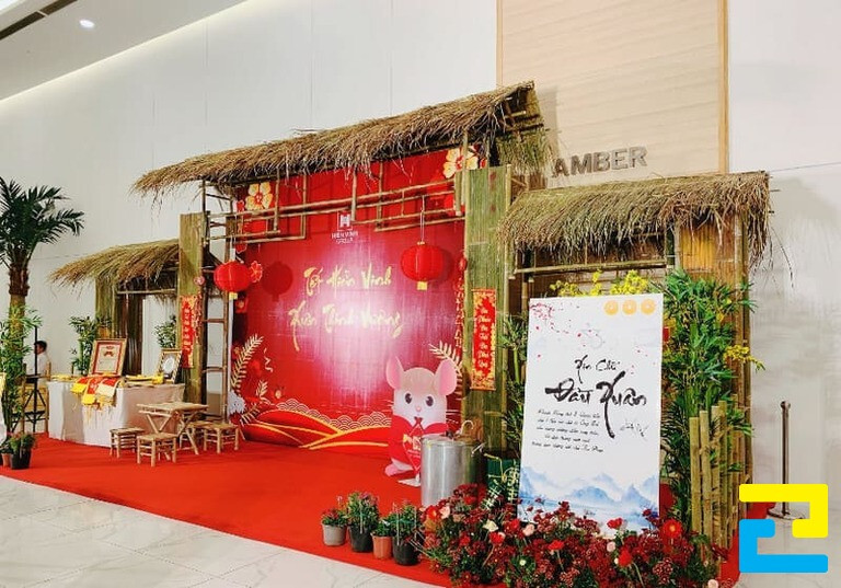 Trang trí khu vực check in sự kiện phong cách chợ quê