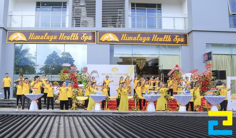 Ý tưởng trang trí sân khấu khai trương spa