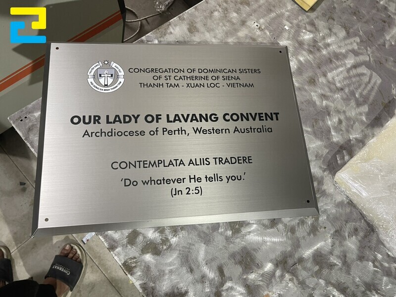 Mẫu biển tên công ty inox công nghệ in UV 4