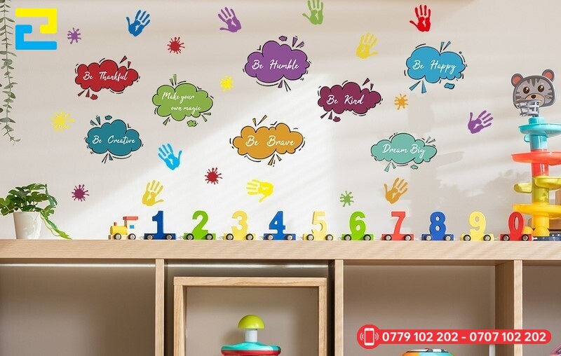 Mau 4 Decal Trang Tri Lop Hoc