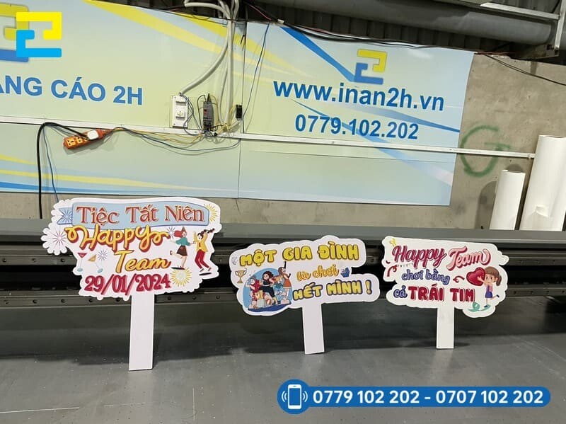 Hashtag Cam Tay 20 10 14