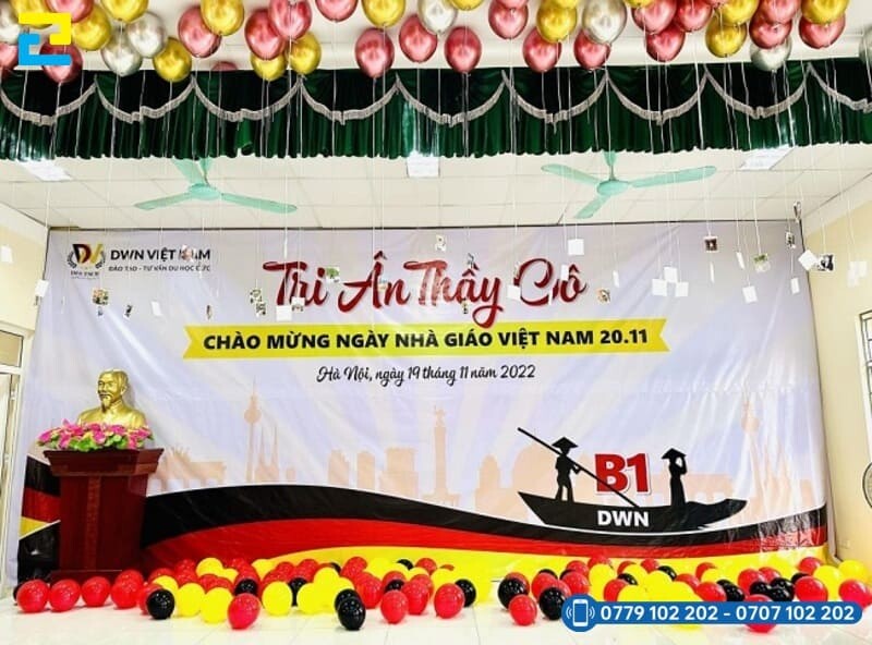 Y Tuong Trang Tri San Khau 20 11 6