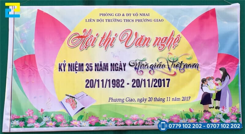 Y Tuong Trang Tri San Khau 20 11 7