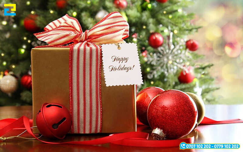 Y Nghia Qua Tang Noel