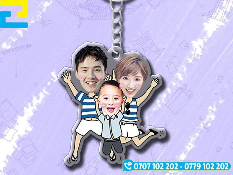 Màu sắc ấn tượng, thiết kế đa dạng của móc khóa