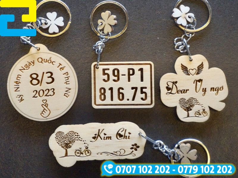 Báo giá móc khóa khắc laser