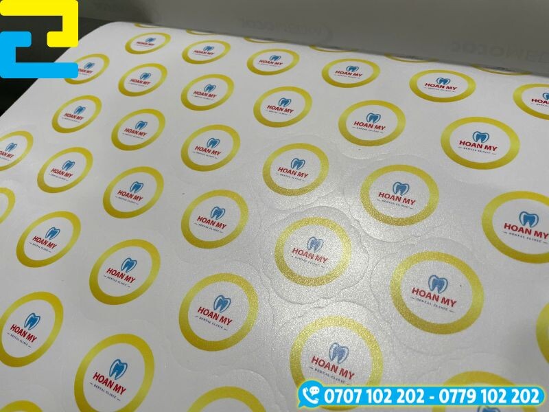 Sticker cho viện thẩm mỹ chất liệu decal sữa cán mừo 