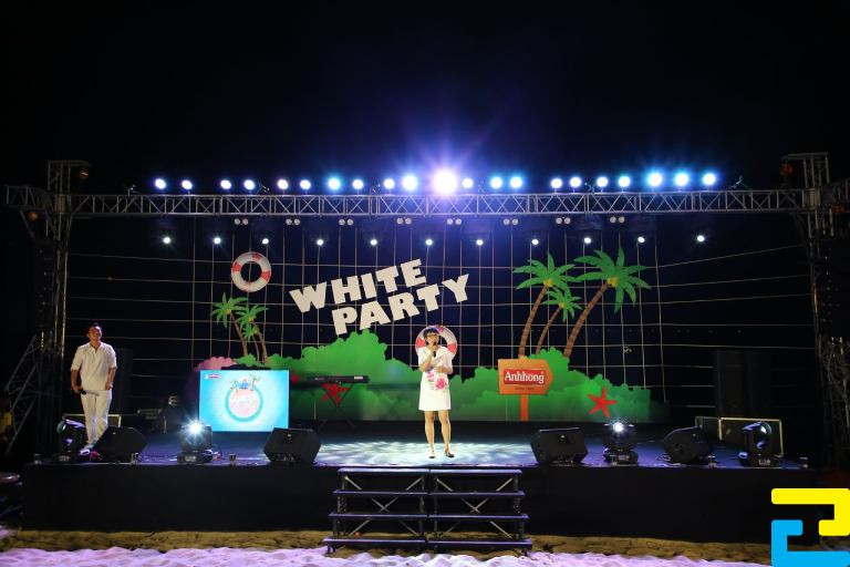 Backdrop tiệc gala dinner