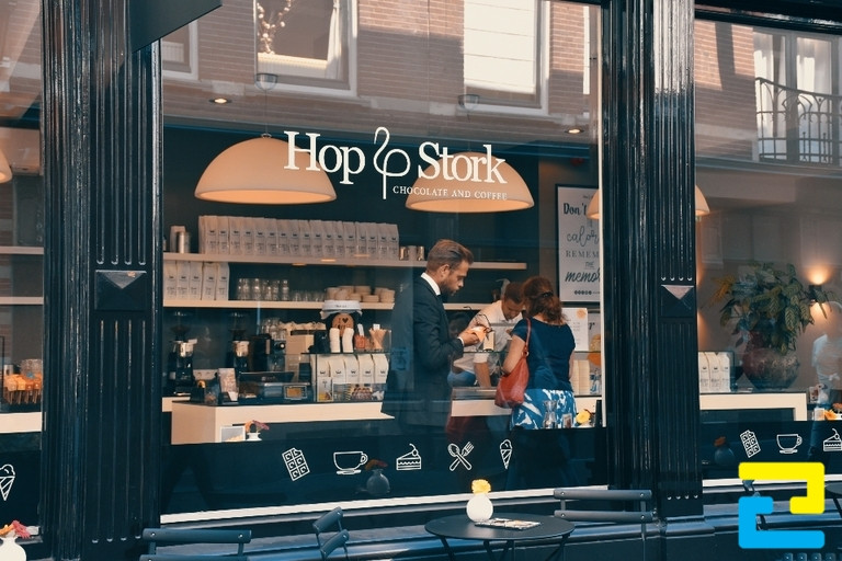 In chữ, hình trang trí kính cửa hàng bán đồ ăn, thức uống