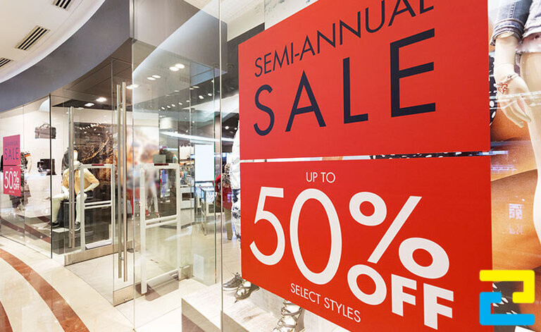 In PP dán kính cửa hàng quần áo sự kiện sale