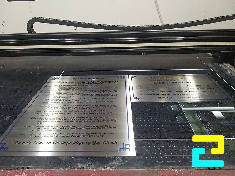 In Uv Phang Inox 1 Compressed