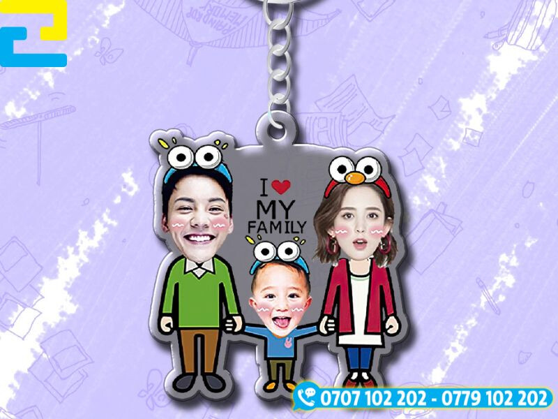 Thiết kế móc khóa gia đình chất liệu mica