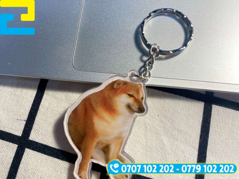 In hình thú cưng trên chất liệu mica