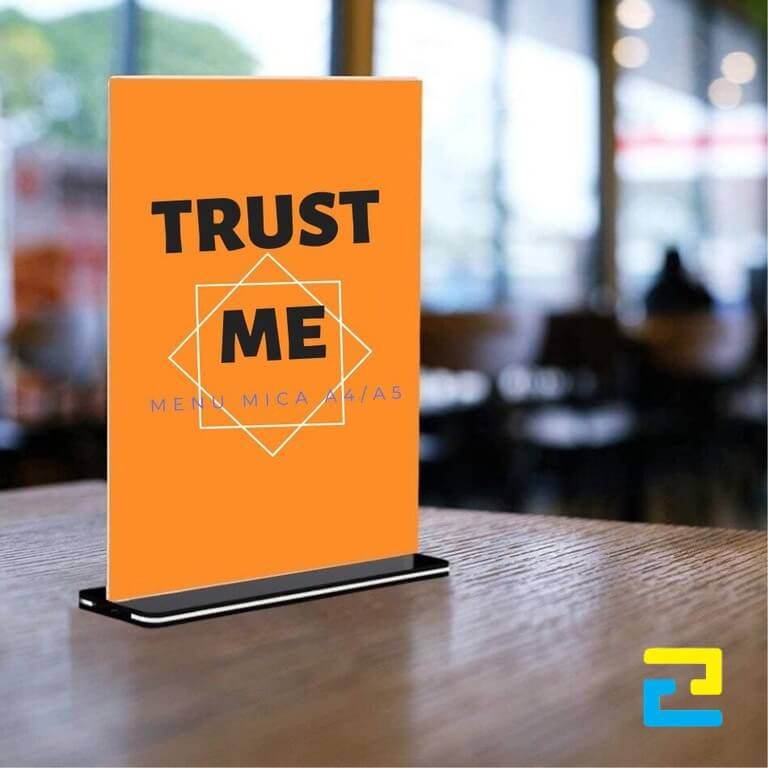 Standee De Ban Chu T