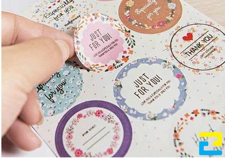 Mẫu tem nhãn in trên decal giấy