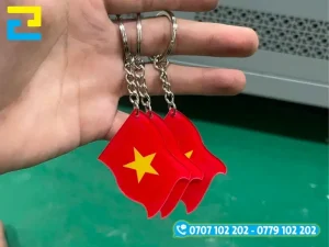 Móc khoá acrylic hình lá cờ Việt Nam làm quà tặng, quà kỷ niệm
