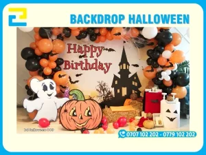 Backdrop căng bạt kết hợp formex cắt hình bí ngô, con ma trang trí Halloween