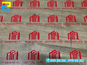 Logo in UV DTF màu đỏ nổi bật