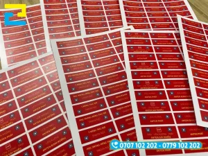 In decal quảng cáo khổ nhỏ dán lên bao bì sản phẩm