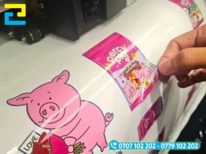 In tem Hà Nội với nhiều màu sắc, hình ảnh độc đáo