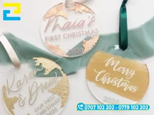 Mẫu 7: Móc khóa mica in UV